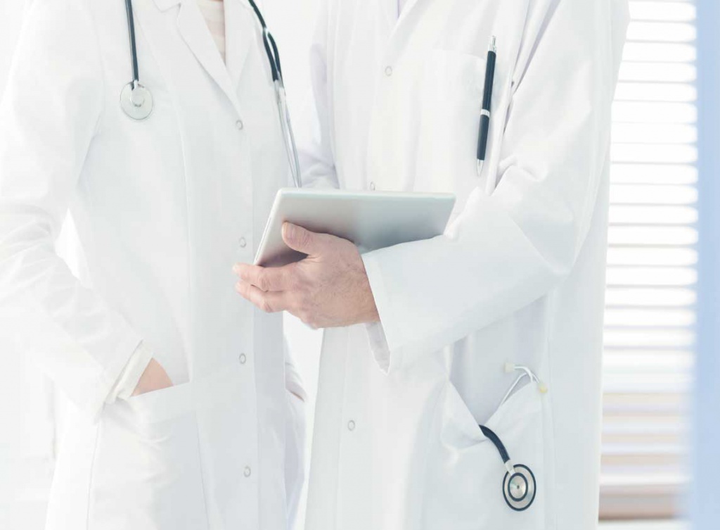 Гинекологи обсуждают снимок