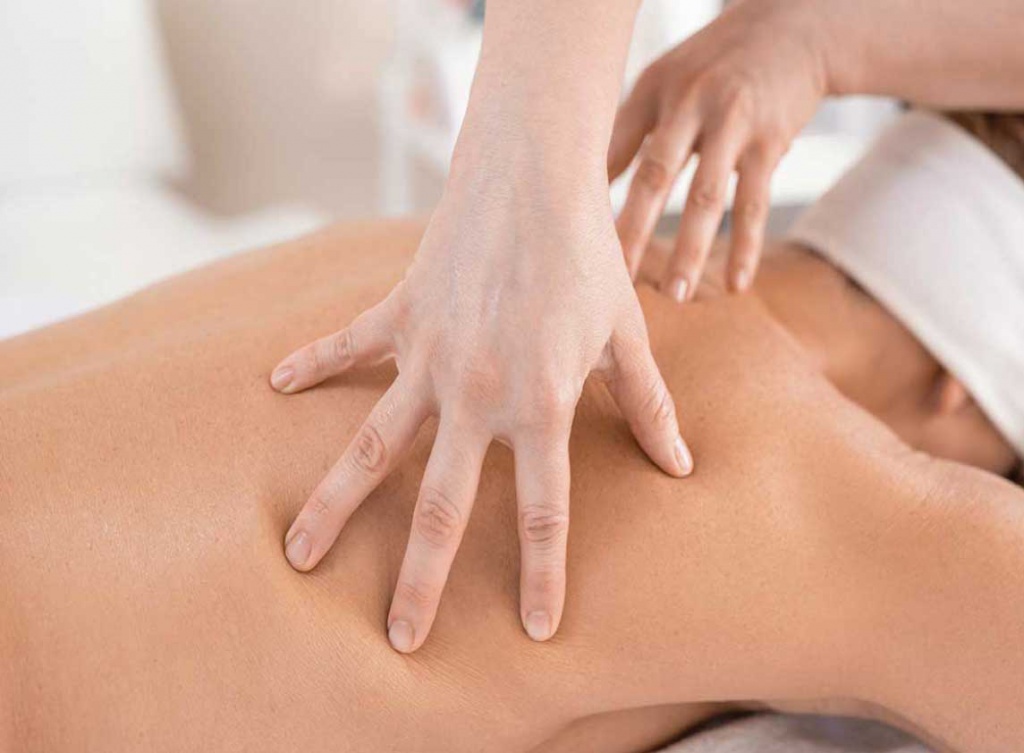 Лечение межпозвоночной грыжи мануальной терапией